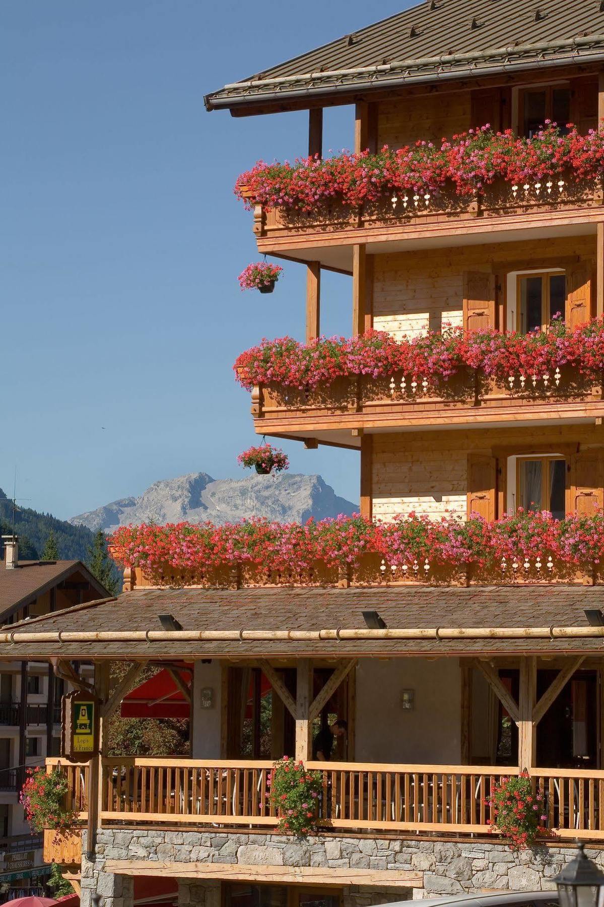 Hotel Logis La Croix-saint-maurice
