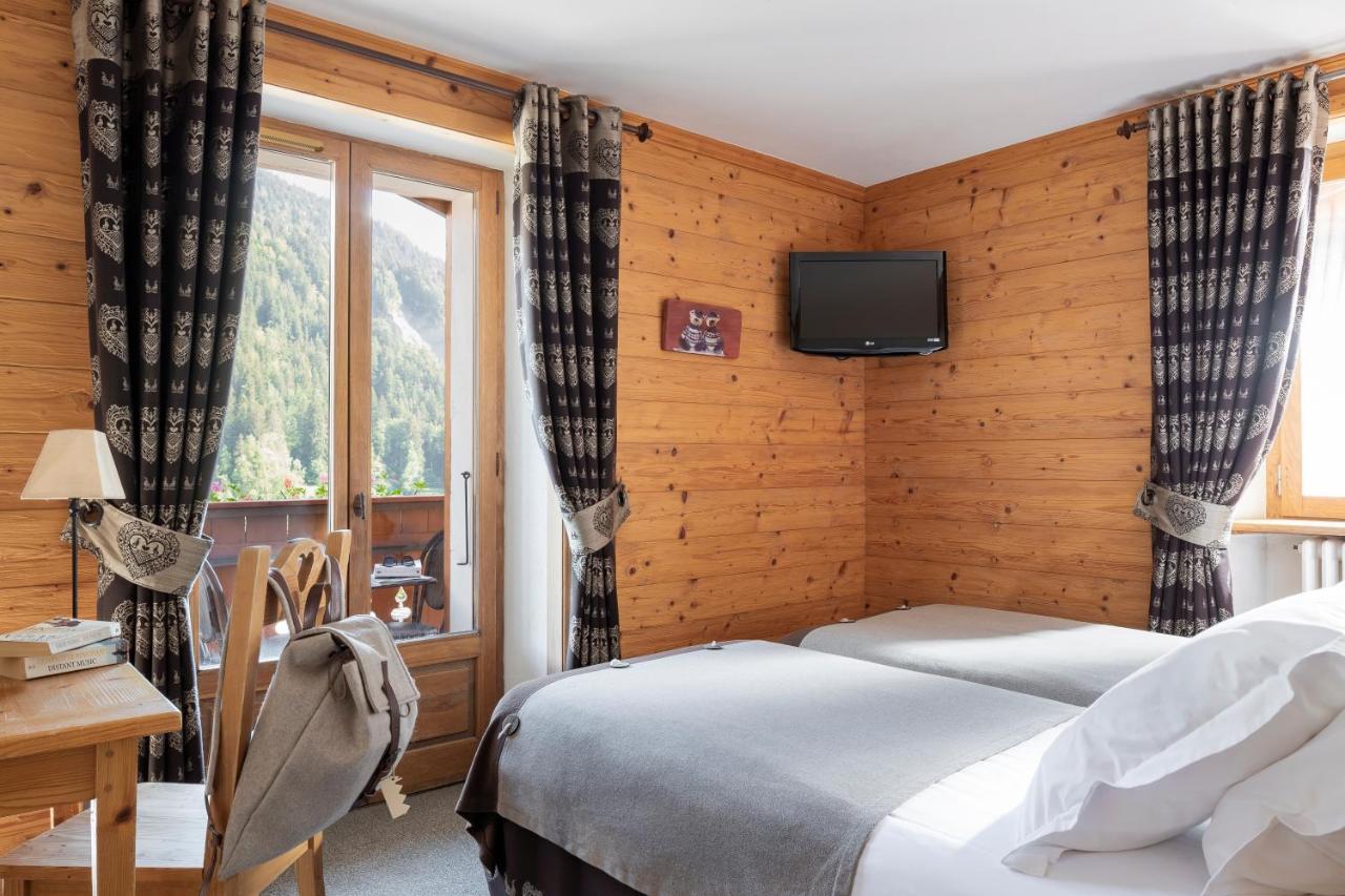 Logis La Croix-saint-maurice Hotel 3*